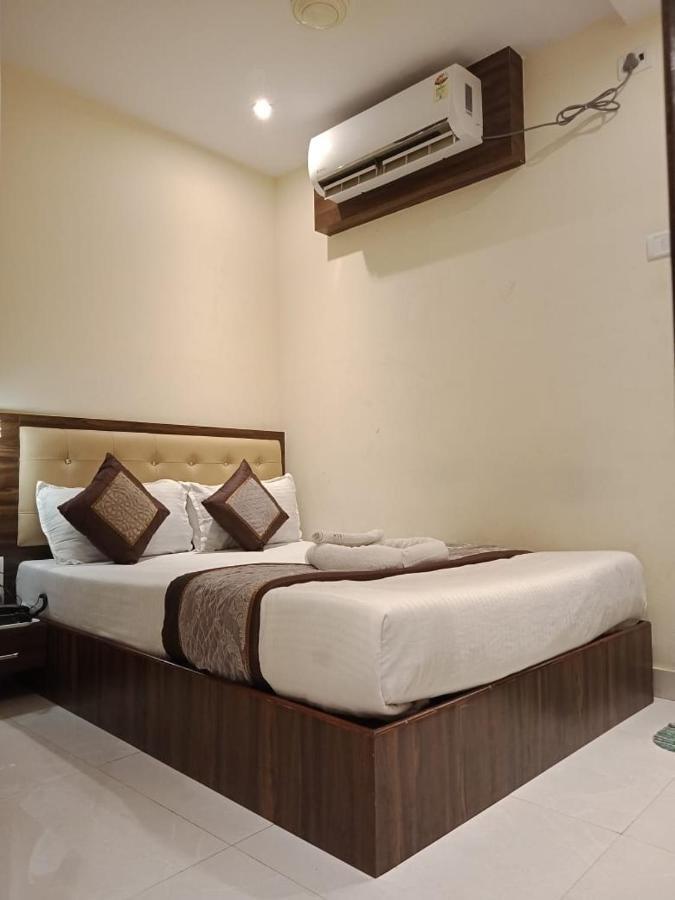 Hotel Ruby Mumbai Ngoại thất bức ảnh